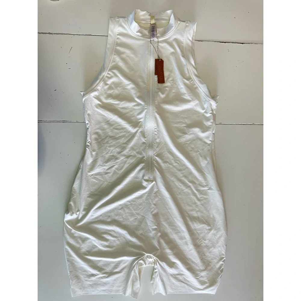 NWT SKIMS Front Zip Mock Neck Mid thigh Swim Cycle suit marble 2X